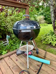 WEBER PORTABLE CHARCOAL GRILL
