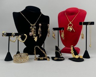 Loaded Lot Of Quality Gold Tone Jewlery - Charm Neckalces, Bracelets, Earrings Etc...