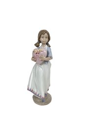 Lladro 'European Love' Porcelain Figurine By Sculptor Antonio Ramos