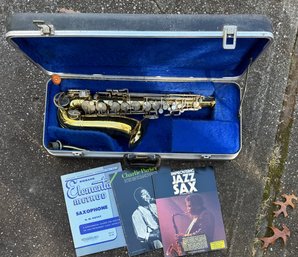 Vintage King Cleveland 613 Alto Saxophone And Case