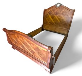 Thomasville Queen Sized Solid Walnut Sleigh Bed From The British Gentry Program