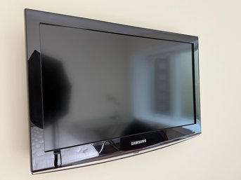 26' Samsung Television (Basement Guestroom)