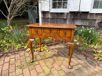 (18th C) BEACH WOOD LOWBOY