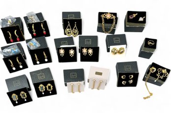 Generous Asstmnt Of New Vintage Jewelry, 23 Pcs New With Boxes