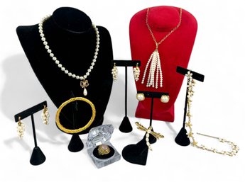 Chanel Style Selection Of Costume Jewlery