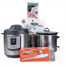 VARIETY Of KITCHEN APPLIANCES And COOKING ACCESSORIES