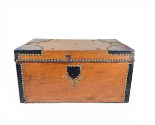 VICTORIAN SCRUBBED PINE And LEATHER CHEST