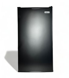 Igloo Mini Refrigerator