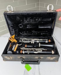 VINTAGE NOBLET PARIS CLARINET