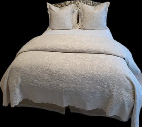 Queen Size Decorative Bed Cover / Blanket - Off White