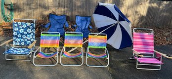 9 Folding Beach Or Outdoor Chairs And Umbrella (Yellow Chairs In Separate Photo!)