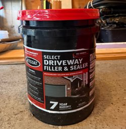 Unopened Bucket Of Jetcoat Select Driveway Filler And Sealer