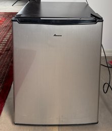 Amana Mini Refrigerator AMA27S1