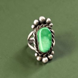 Vintage Navajo Sterling Silver And Turquoise Ring