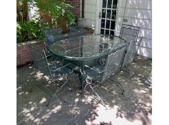 Green Hospitality Rattan Table And Chairs