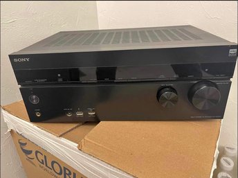 Sony STR-DN1080 AV Receiver:
