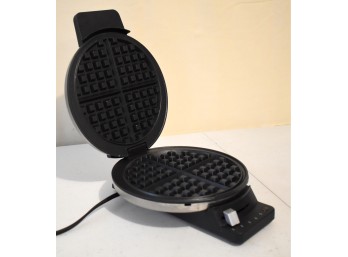 Cuisinart Round Classic Waffle Maker