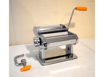 Le Gourmet Chef Manual Pasta Maker Machine