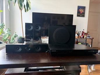 Home Entertainment System Samsung Blu-ray 5.1 Channel Home Theater System W/ Subwoofer &  Speakers