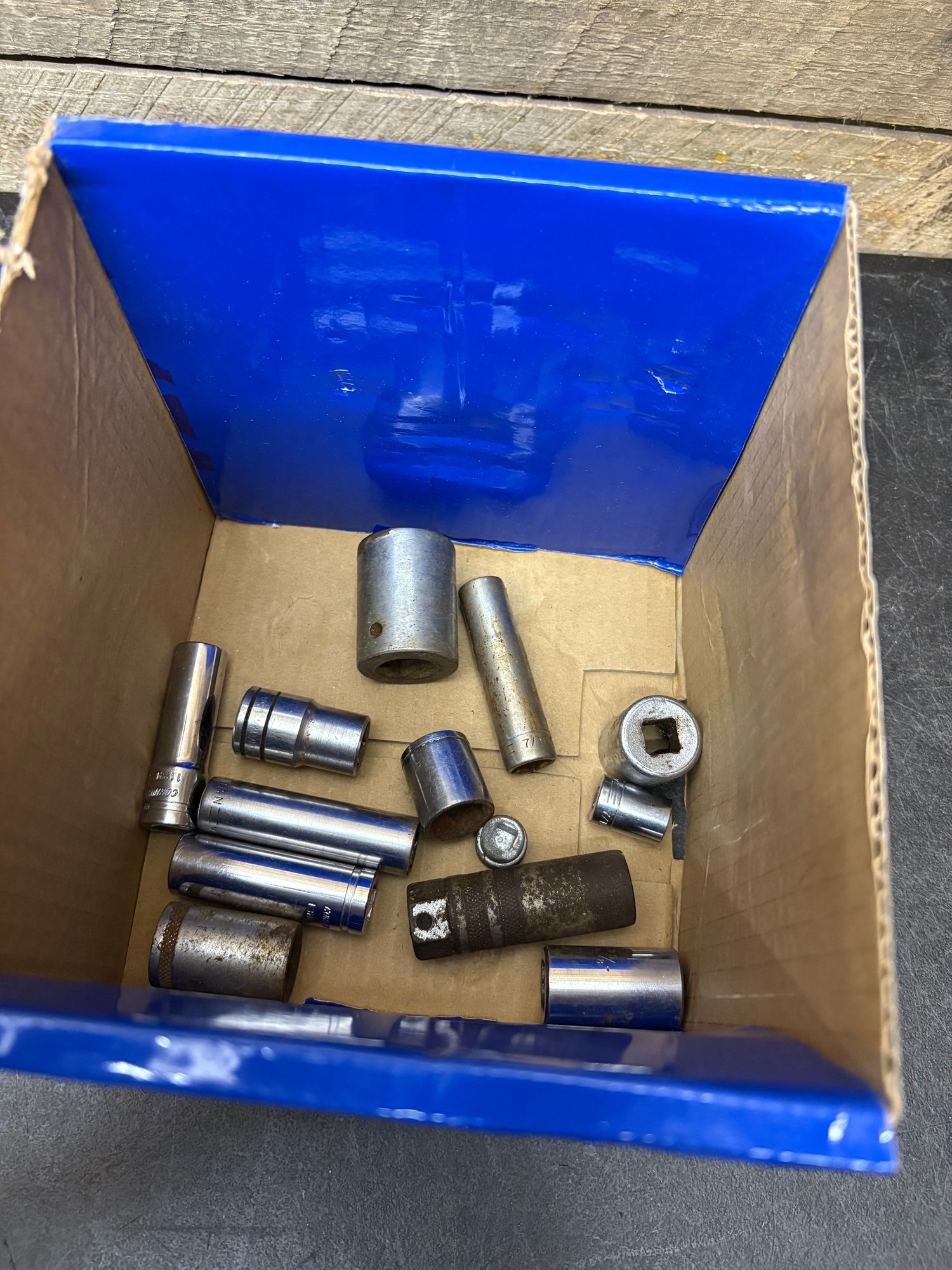 Random Socket Lot 2 C1 #34489 | Auctionninja.com
