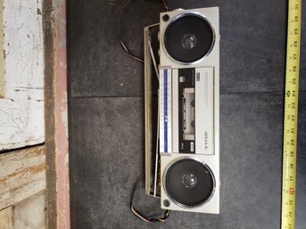 Sanyo Radio B3
