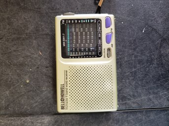 Bell Howell 9 Band World Receiver C4