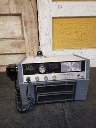 Realistic Navaho Cb Radio H2