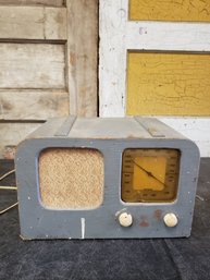 Vintage Radio G1