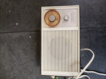 Realistic Radio D2