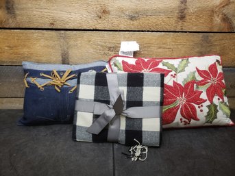 Pillow And Blanket Lot F1