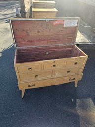 Nice Mcm Lane Ceder Chest (Needs A Little Work)