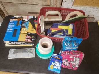 Sandpaper And Drywall Tool Lot B2
