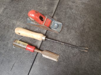 Wood Carving And Weeding Tool Lot B2