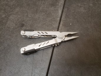 Gerber Multi Tool J3