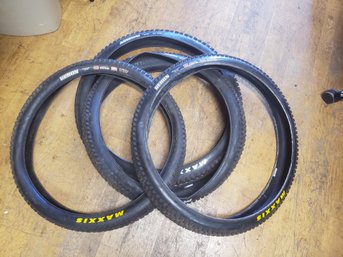 Maxxis Rekon 27.5x2.40WT And Assegai 29x2.50WT Bike Tire Lot D1