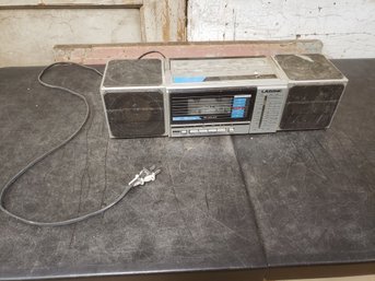 Lasonic AM/FM Radio Cassette Recorder Player D3