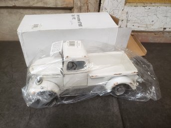 New 1935-style White Metal Truck Model G2