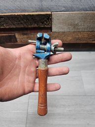 Vtg Handheld Jewlers Vise A5