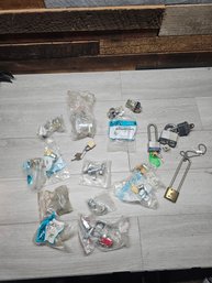 Lot Of Locks A5
