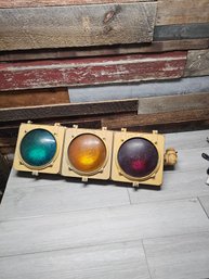 Awesome Vtg Real Traffic Light A5