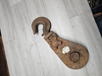 Large Vtg Crane Hook Snatch Block Heavy Duty A5