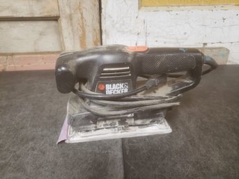 Black And Decker Sander C2