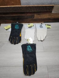 Lot Of New Leather Gloves A5