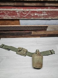 Vtg Us Army Canteen With Belt A1