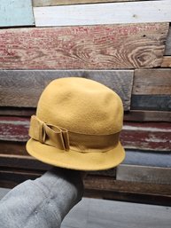 Vtg Womens Wool Hat A1