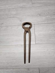 Vintage Large Farrior Nippers Used A1