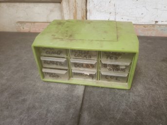 9 Drawer Storage And Contents D3