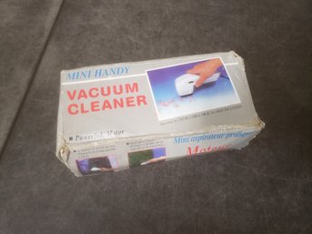 NOS Mini Handy Vacuum Cleaner D3