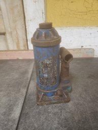 Blue Hydraulic Jack D3