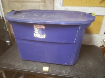 39 Gallon Storage Tote #2 D1